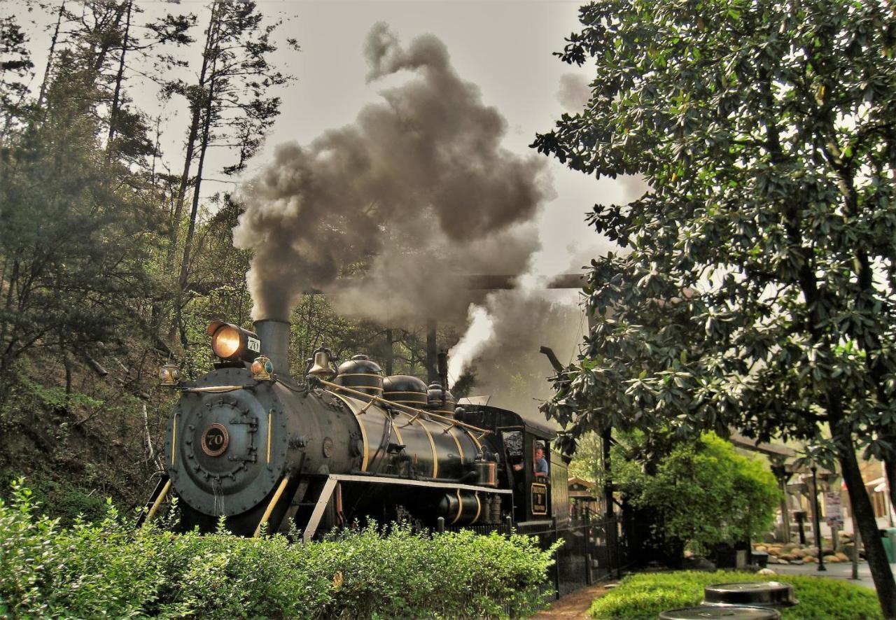 A Happy Cottage- Get 951 Worth Of Free Area Attraction Tickets For Each Paid Day! พิเจนฟอร์จ ภายนอก รูปภาพ